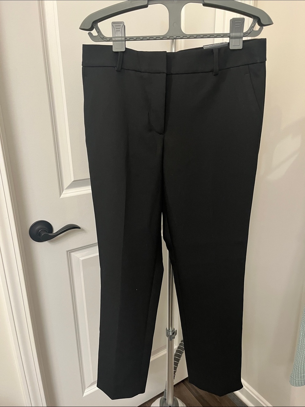 Talbots Hampshire Ankle Pant in Black